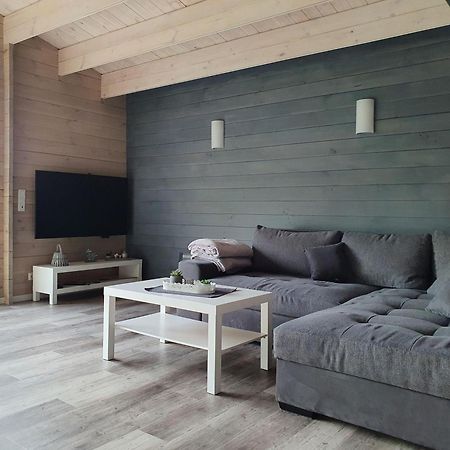 Martensrade Idyllisches-Blockbohlenhaus-Mit-Eigenem-Garten-Und-Sauna-Zum-Wohlfuehlen מראה חיצוני תמונה