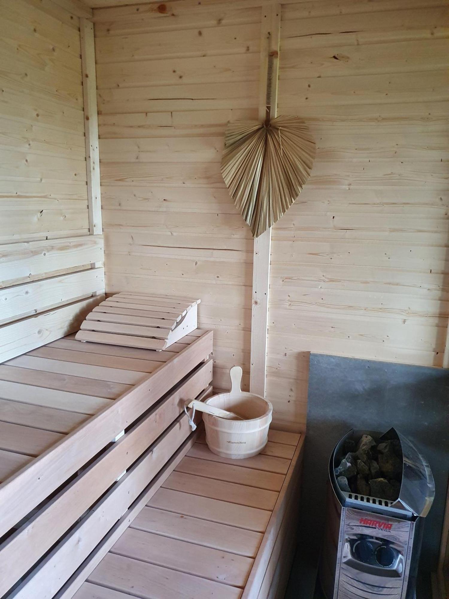 Martensrade Idyllisches-Blockbohlenhaus-Mit-Eigenem-Garten-Und-Sauna-Zum-Wohlfuehlen מראה חיצוני תמונה